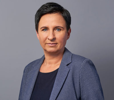 Nina Abraham